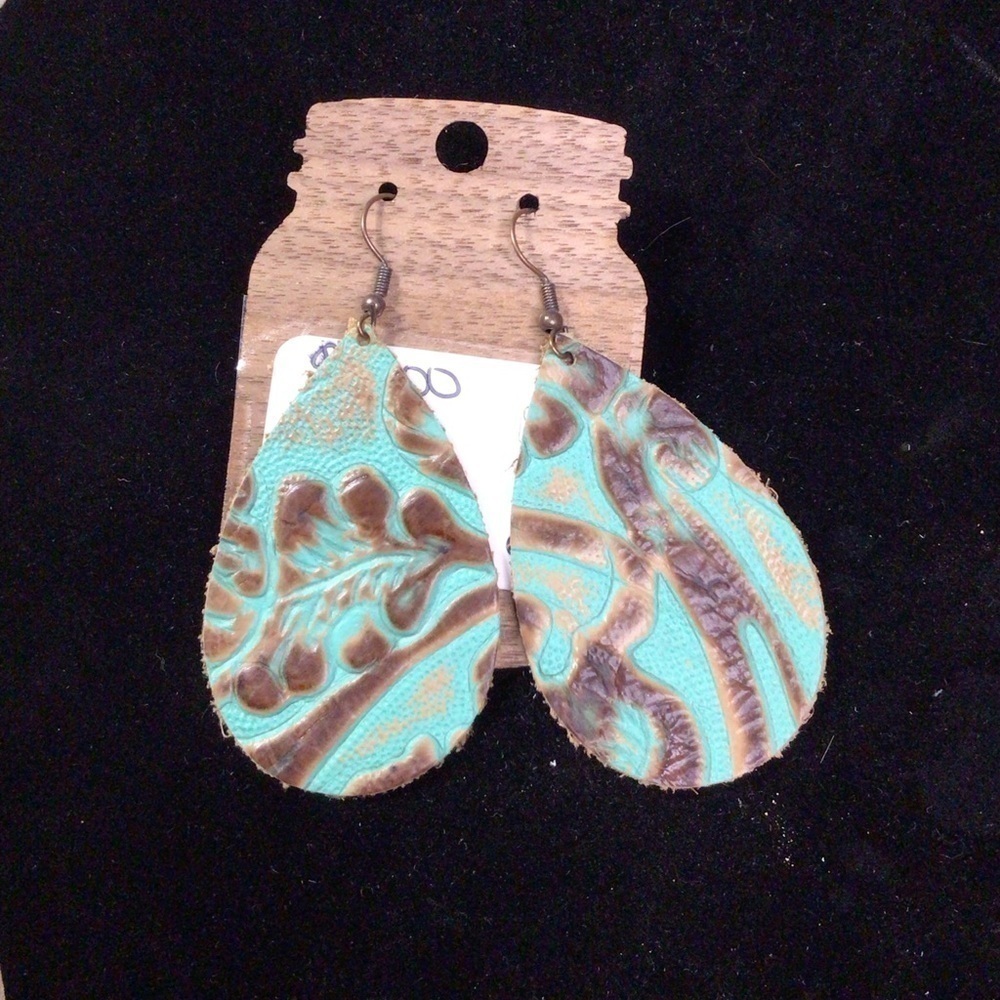 Teal leather Earrings (20jj)